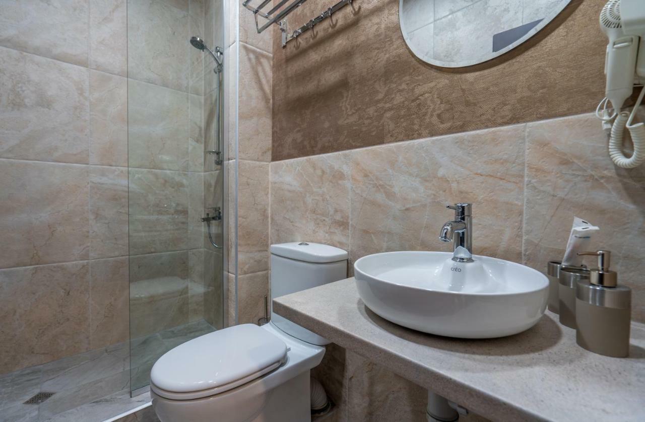 Travel Inn Kazbegi Екстер'єр фото